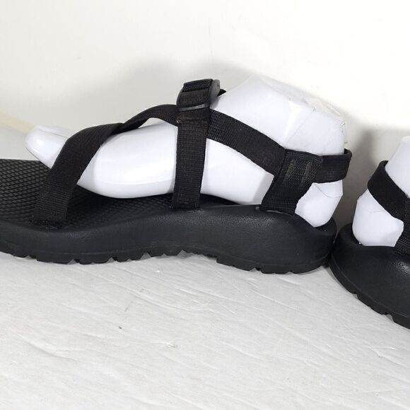 Chaco women’s Z/1 Classic Size US 10 Black Strappy Outdoor Sport Sandals Shoes - Picture 8 of 16